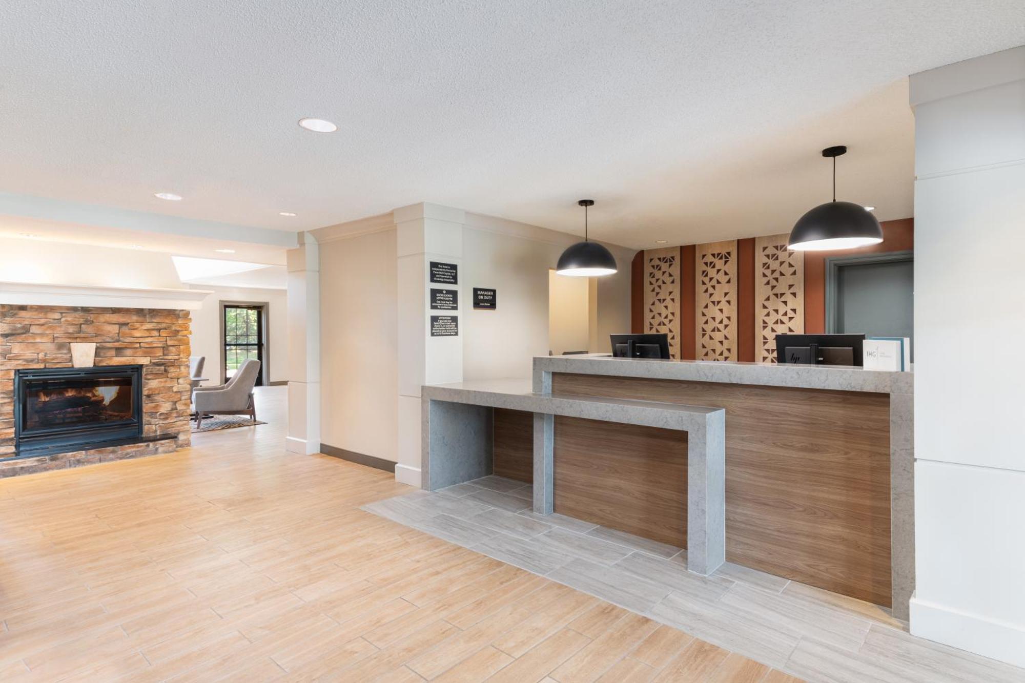 Candlewood Suites Eagan - Mall Of America Area By Ihg Экстерьер фото