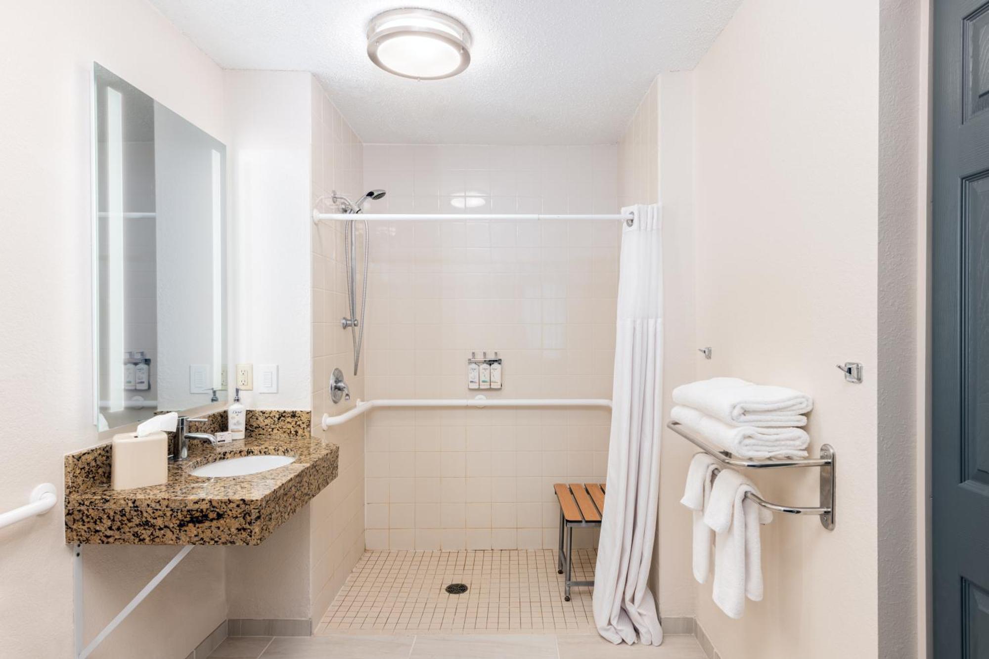 Candlewood Suites Eagan - Mall Of America Area By Ihg Экстерьер фото